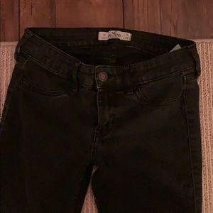 Hollister Jean